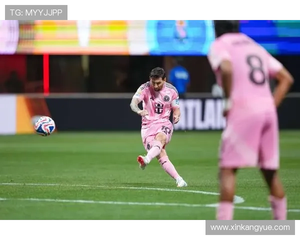 失去绝佳机会戴维精准直塞助攻孔塞桑单刀射门被门将神勇扑出